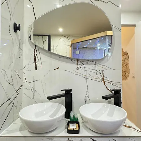 아파트 Impressionnists In Le Marais - Sauna & Ac