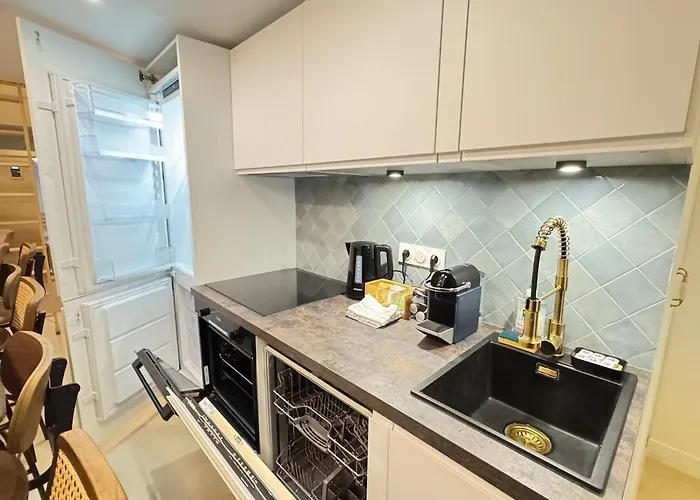 Impressionnists In Le Marais - Sauna & Ac شقة باريس